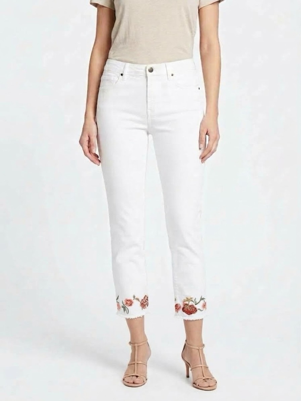DRIFTWOOD Colette Classic Fit White Floral Embroidered Frayed Hem Jeans Size 29